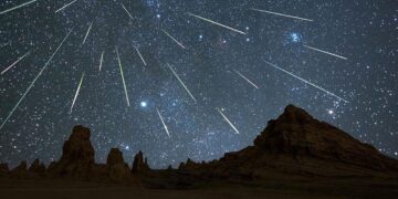 آسمان ایران به استقبال جذابترین بارش شهابی سال می رود