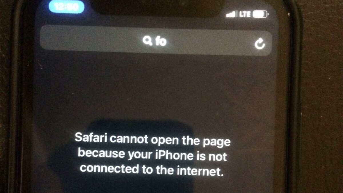 ری‌استارت گوشی می‌تواند بسیاری از اختلالات موقتی نرم‌افزاری و اتصال شبکه را برطرف کند.
