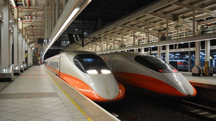 رونمایی کره جنوبی از فناوری قطار فوق‌سریع ۳۷۰ کیلومتری