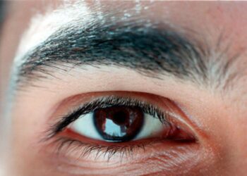 ردیاب چشم مبتنی بر پلک‌ زدن بدون باتری ساخته شد