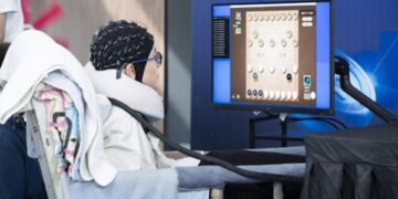 بیمار مبتلا به فلج مغزی با استفاده از رابط مغز و رایانه غیرتهاجمی شطرنج بازی کرد