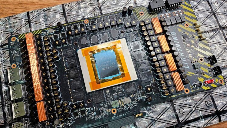 بازگشت سری Lightning؛ کارت گرافیک جدید MSI صدرنشین بنچمارک‌های جهانی شد