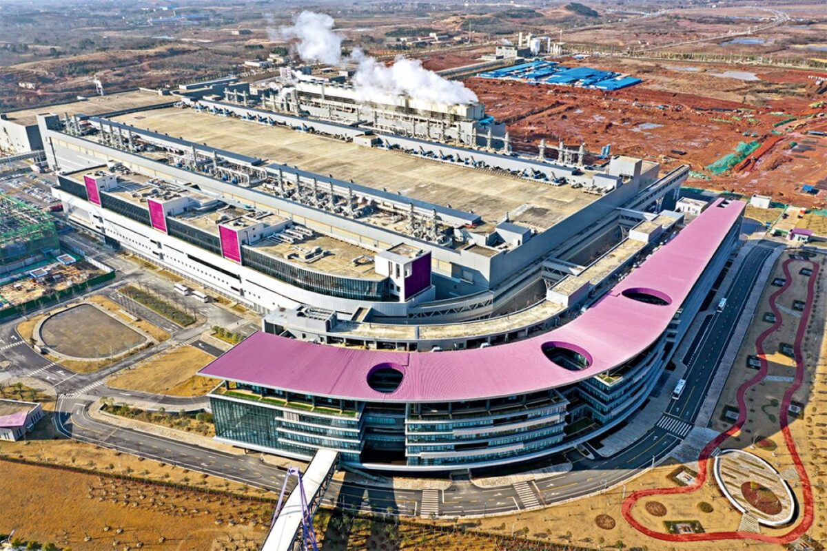 چین به دنبال تصاحب بازار جهانی حافظه NAND