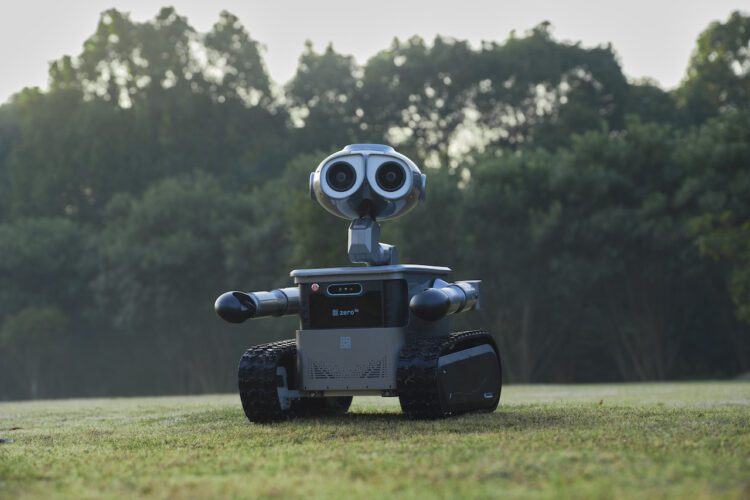 ربات خانگی W1 الهام‌گرفته از انیمیشن  WALL-E رونمایی شد