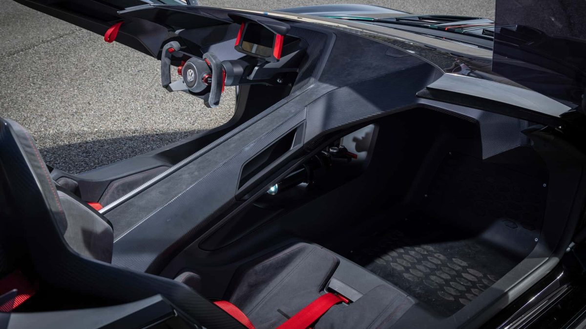 فولکسواگن از خودروی گلف GTI رودستر جدید خود رونمایی کرد