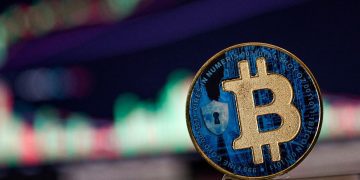 آیا اکنون زمان مناسبی برای خرید بیتکوین است؟ نمودارها چه می گویند؟