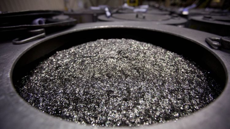 صادرات عناصر نادر خاکی چین؛ فشار مستقیم بر صنعت نیمه‌رسانای ایالات متحده