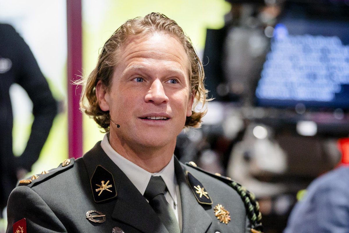 وزیر دفاع هلند