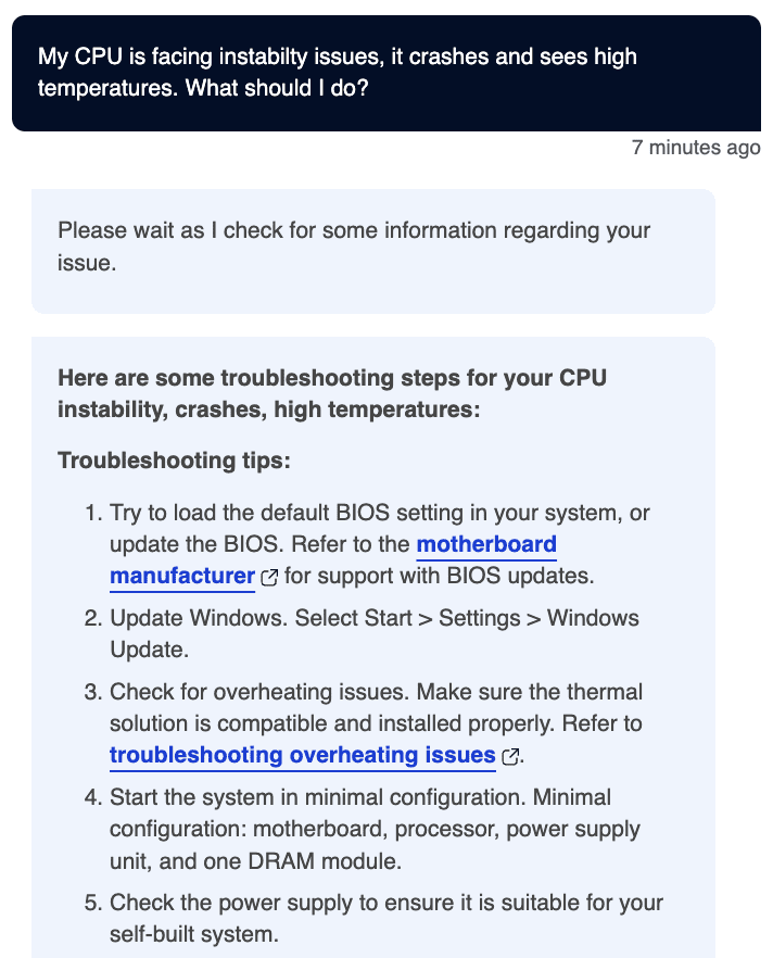 اسکرین‌شات از یک محیط چت هوش مصنوعی که در حال ارائه راه‌حل‌های فنی برای رفع مشکل داغ کردن و پایداری سی‌پی‌یو است.