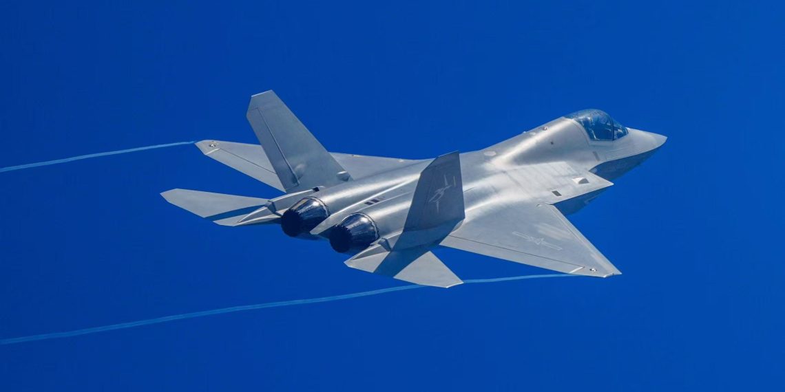 رقابت J-35 چین با F-35 آمریکا در بازار جنگنده های نسل پنجم