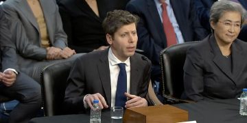 بحث جنجالی سم آلتمن درباره مصرف انرژی هوش مصنوعی