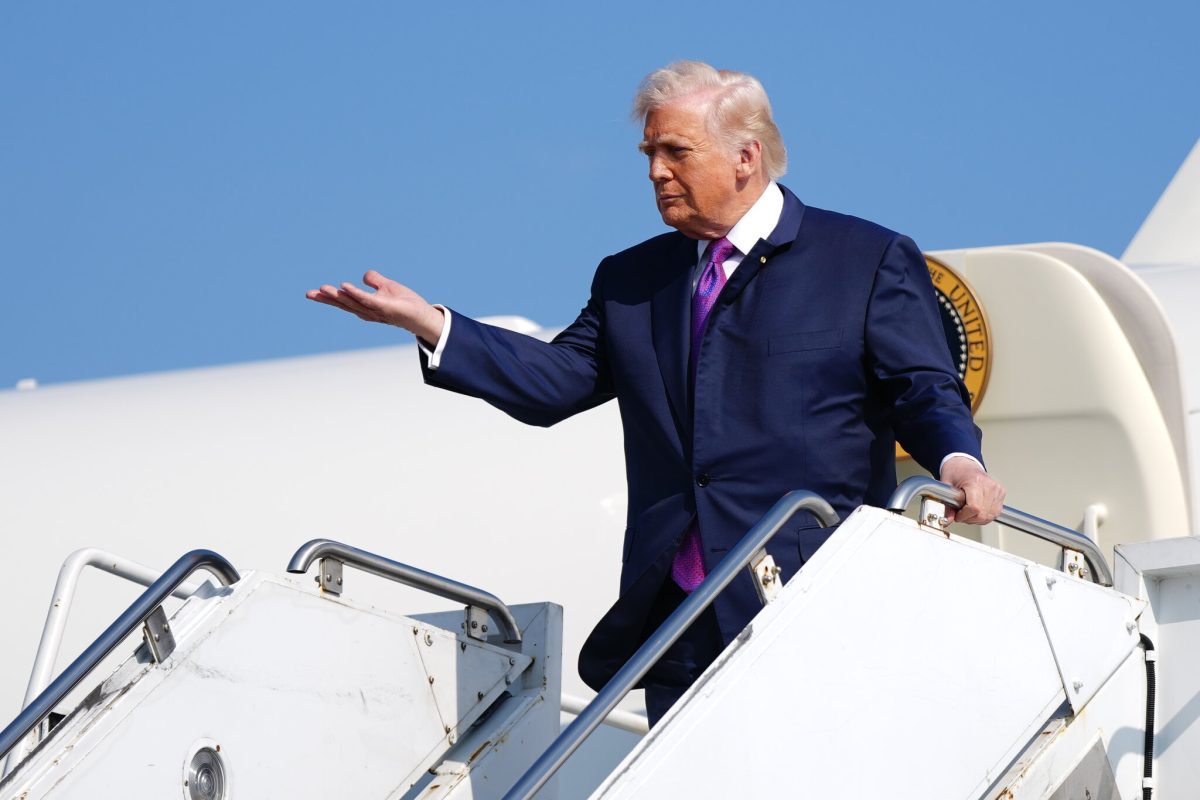 وعده دونالد ترامپ برای افشای کامل پرونده‌های یوفو و حیات فرازمینی