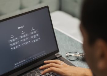 تعامل با ChatGPT