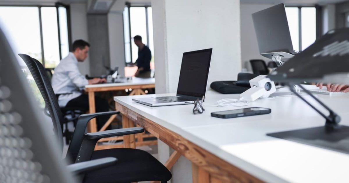 پارلمان اروپا استفاده از هوش مصنوعی را در دستگاه‌های سازمانی غیرفعال کرد