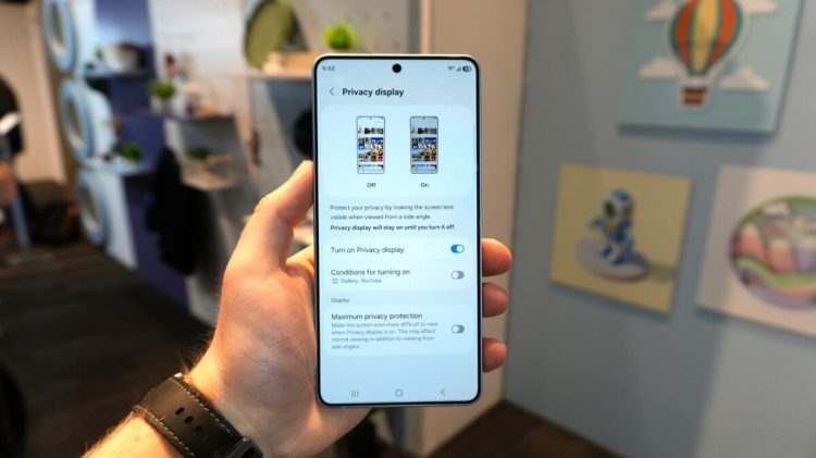 نتایج شگفت‌انگیز نمایشگر ضد جاسوسی گلکسی S26 اولترا در آزمون جهانی