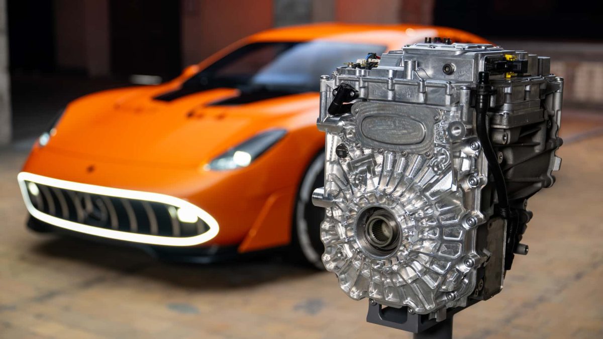 مرسدس شاسی‌بلندهای برقی ۱۰۰۰ اسب‌ بخاری عرضه می کند