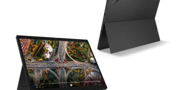 نمای ترکیبی از ThinkPad X13 Detachable در حالت تبلت و کیبورد متصل، نمایش صفحه‌نمایش با محتوای گرافیکی، بدنه مشکی مات و طراحی مینیمال مناسب کاربران تجاری.