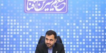 عیسی زارع پور وزیر ارتباطات