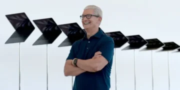 تیم کوک مدیر عامل اپل لابی برای دفاع در برابر اتهام نقض قوانین ضد انحصار