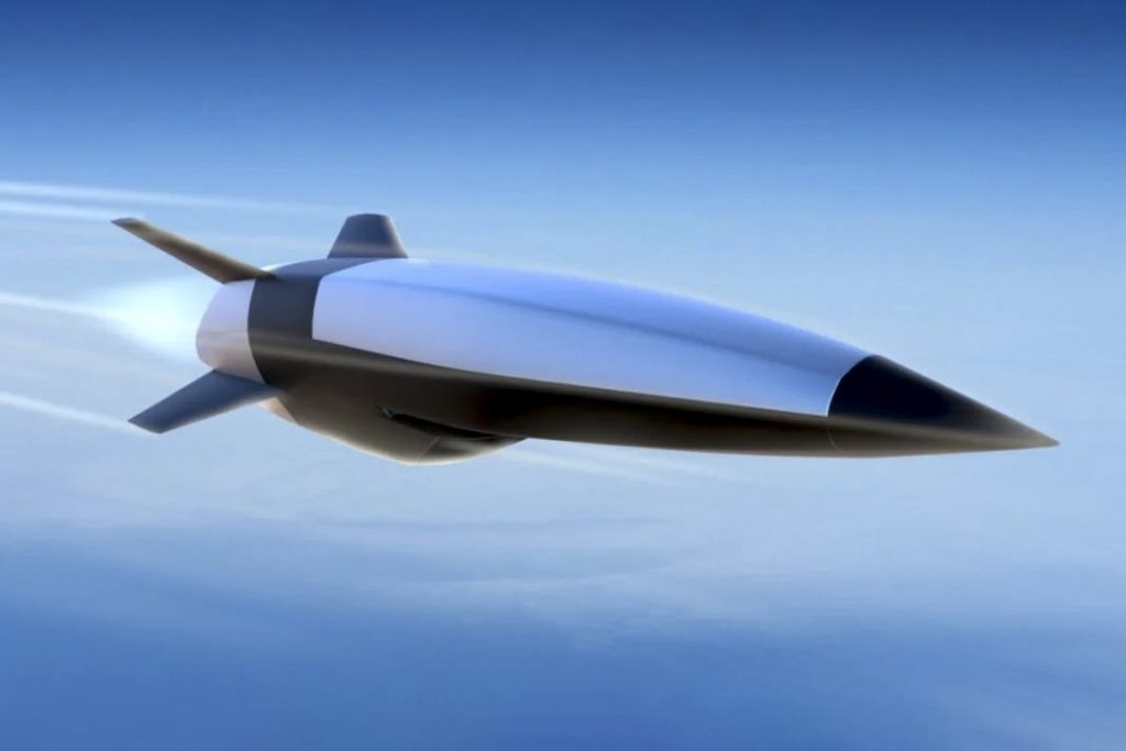 موشک کروز مافوق صوت جدید (HACM) تا 20 برابر سریعتر پرواز می کند و اولین سلاح تولید انبوهی خواهد بود که از موتورهای اسکرم جت تنفس هوا استفاده می کند.