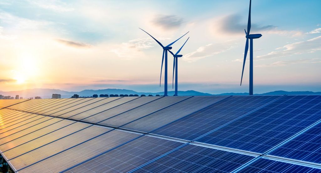 اولین تاسیسات انرژی در مقیاس کاربردی که ترکیبی از انرژی خورشیدی، باد و ذخیره انرژی تولید شده منابع ذکر شده است افتتاح شد و شروع به تولید برق در شمال اورگان در کشور آمریکا کرد.