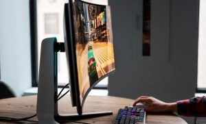 ال جی، بزرگترین تولید کننده OLED در جهان، آماده تمرکز بر روی عرضه مانیتورهای OLED ارزان‌تر برای رایانه های شخصی کوچکتر است.