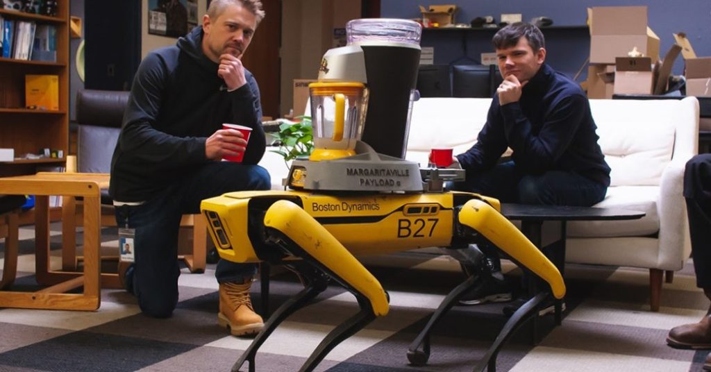 محققان دانشگاه تگزاس در آستین اخیراً بودجه گسترده‌ای را از بنیاد ملی علوم برای ادامه کار خود در زمینه مطالعه تعاملات انسان و ربات دریافت کرده اند.