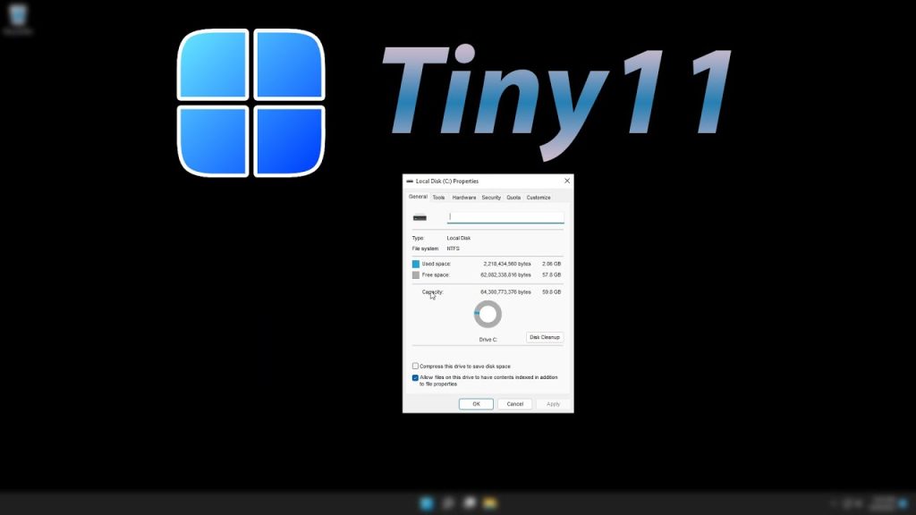 این هفته، NTDEV  ، نسخه‌ای فشرده  از ویندوز 11 که برای نصب تنها به حدود 8 گیگابایت فضا روی هارد دیسک نیاز دارد و می‌تواند با 2 گیگابایت رم اجرا شود ،به نام Tiny11 را منتشر کرد