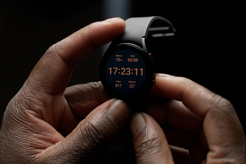 سامسونگ با انتشار یک بروزرسانی نرم افزاری، حسگر دمای پوست را برای نسخه‌های LTE در ساعت های هوشمند Galaxy Watch 5 و Watch 5 Pro فعال می‌کند.