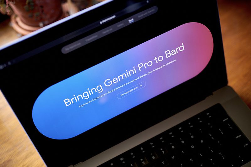 گوگل نسخهای ویژهطراحی شده از Gemini Pro را در Bard، چتبات هوش مصنوعی خود، منتشر کرد.