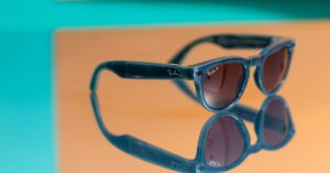 شرکت متا قصد دارد به کاربران اجازه دهد تا به صورت یک دسترسی زودهنگام آزمایشی از ویژگی‌های هوش مصنوعی در عینک هوشمند Meta Ray-Ban استفاده کنند.