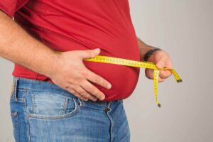 یک مطالعه جدید نشان می‌دهد که مصرف کیتین موجود در اسکلت بیرونی حشرات، سیستم ایمنی بدن موش‌ها را فعال می‌کند، افزایش وزن در این حیوانات را کاهش می‌دهد و می‌تواند به عنوان یک مکمل غذایی برای مبارزه با چاقی ارائه شود