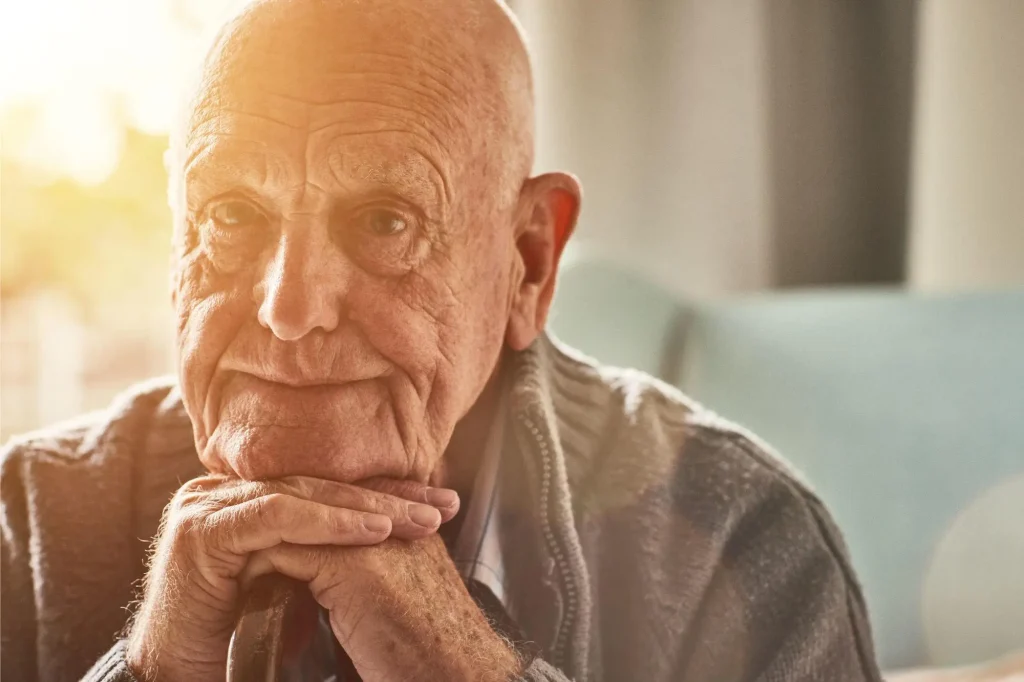 نقش مقابله با عوامل استرس‌زا در طول عمر مردان مسن