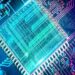 چین با ادعای دستیابی به پیشرفت قابل توجهی در حوزه فوتونیک سیلیکونی(Silicon Photonics)، گامی بلند در جهت رفع وابستگی به فناوری لیتوگرافی فوق‌بنفشِ (EUV) تحت کنترل صادراتی ایالات متحده برداشت.