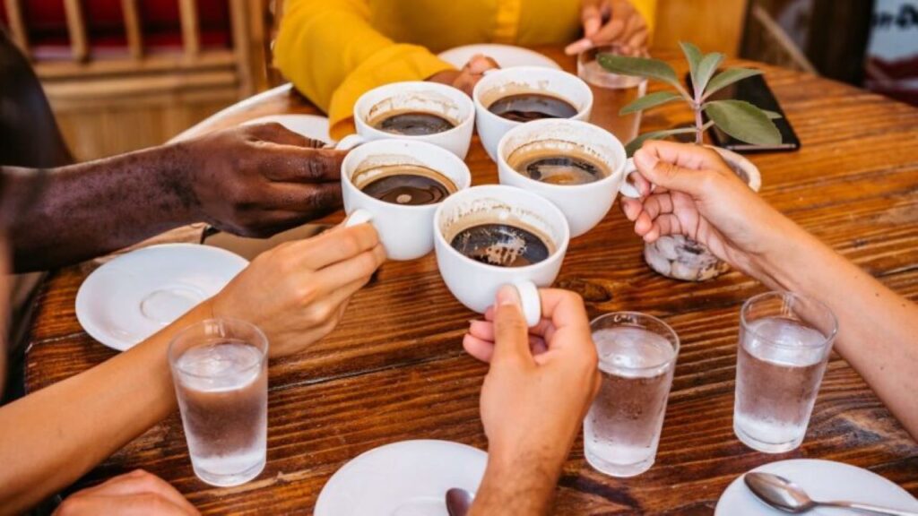 مصرف قهوه، آبمیوه و نوشیدنیهای گازدار با خطر سکته مغزی مرتبط است