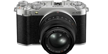 شرکت فوجی‌‌فیلم از دوربین FUJIFILM X-M5 رونمایی کرد