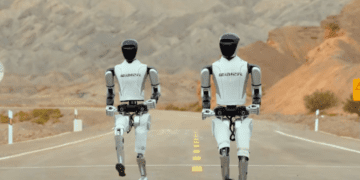 ربات انسان‌نمای جدید RobotEra رونمایی شد