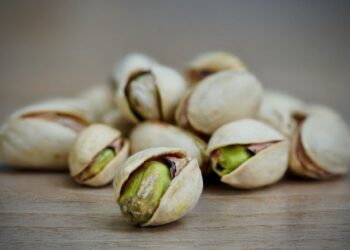 با مصرف پسته از بینایی خود محافظت کنید