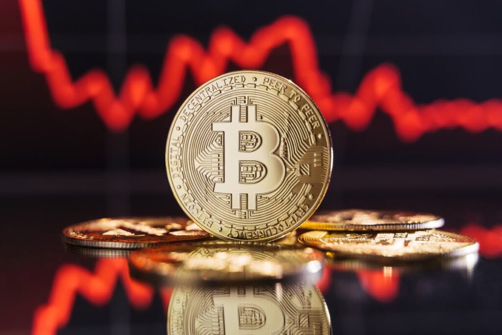 بیت کوین همزمان با تشدید تنشها میان ایران و اسرائیل سقوط کرد