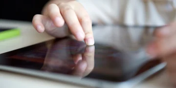 استرالیا طرحی برای ممنوعیت شبکه‌های اجتماعی برای کودکان زیر ۱۶ سال ارائه کرد