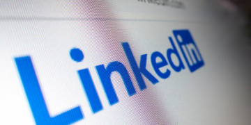 تالار گفتگوی لینکدین به پایان راه خود رسید