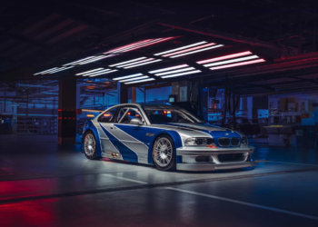 بازسازی خودروی نمادین BMW M3 GTR از بازی NFS Most Wanted