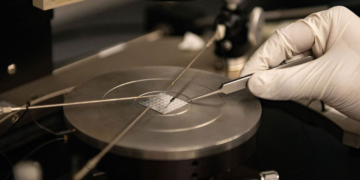 بهبود ۷۲ درصدی خنک‌کنندگی با افزودن پودر سرامیکی به خمیر حرارتی فلز مایع