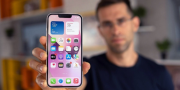 تاریخ عرضه آیفون SE 4 اپل با ماژول دوربین LG Innotek مشخص شد