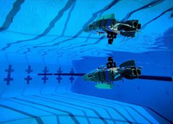 آزمایش رباتهای کوچک زیرآبی ناسا برای کاوش در قمرهای یخی