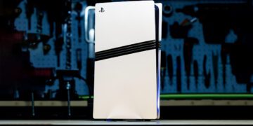 بررسی جامع PS5 Pro: آیا کنسول جدید سونی ارزش ۷۰۰ دلار را دارد؟