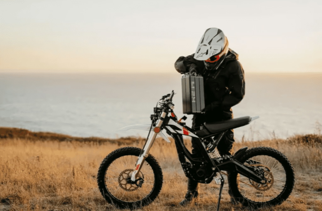 نقد و بررسی موتورسیکلت های برقی و ارزان Zero Motorcycles