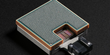 IBM برای آموزش مدل‌های هوش مصنوعی از فناوری اپتیک بهره می‌برد