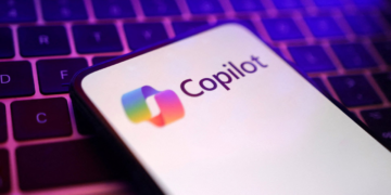 تلاش مایکروسافت برای کاهش وابستگی به OpenAI در توسعه محصولات 365 Copilot