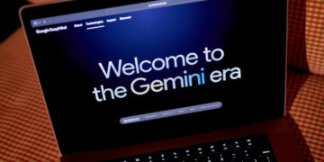 گوگل از Claude برای بهبود هوش مصنوعی Gemini خود استفاده می‌کند